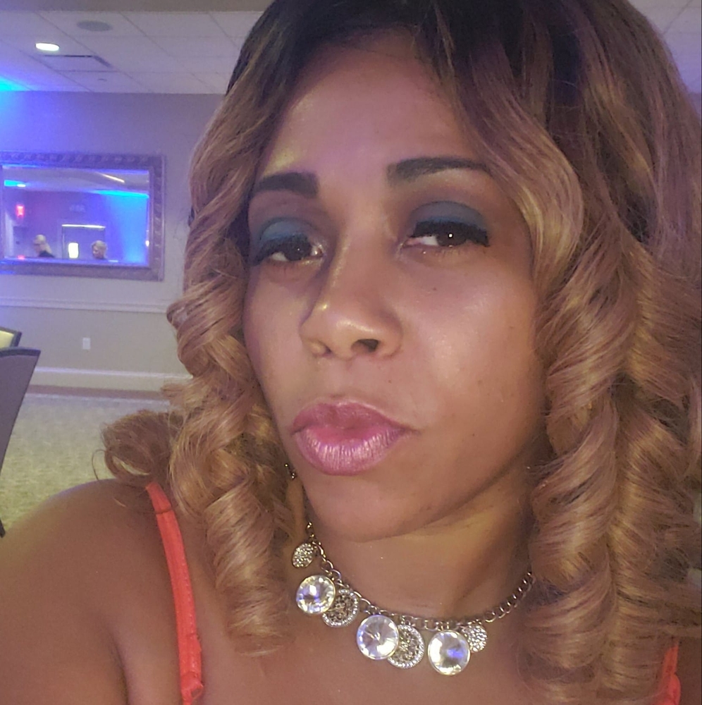 Meet your Posher, Darline